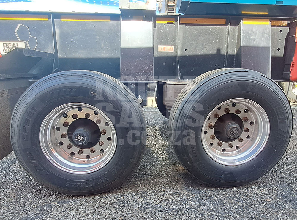 20m³ Side Tipper Link - Image 2